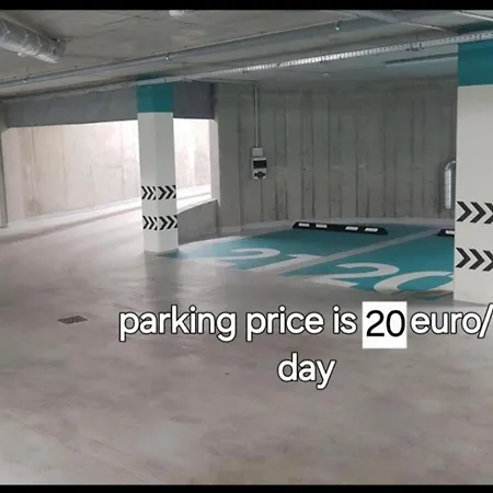 Appartement Happy Plentiful Old Town Studio, Self Check-in, Ac, Parking In The Underground Garage *