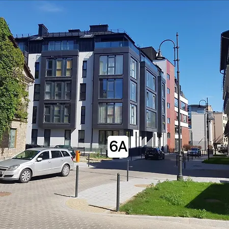 Апартаменты Happy Plentiful Old Town Studio, Self Check-in, Ac, Parking In The Underground Garage Вильнюс