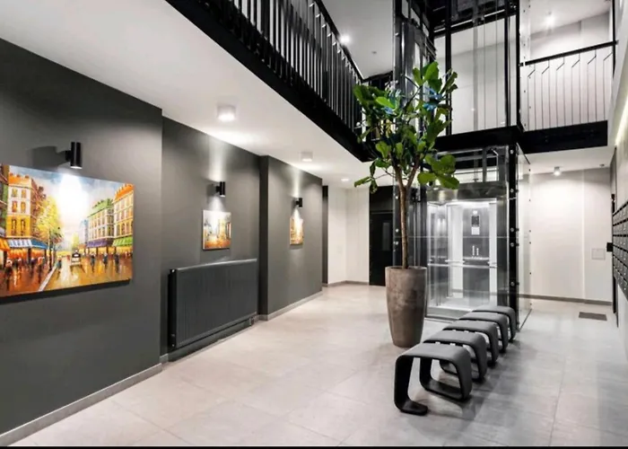 Happy Plentiful Old Town Studio, Self Check-in, Ac, Parking In The Underground Garage *